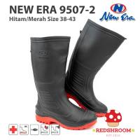 Sepatu Boot Tinggi New Era 9507 Hitam Merah Boots Karet Lokal Ringan Lentur Anti Slip & Anti Air