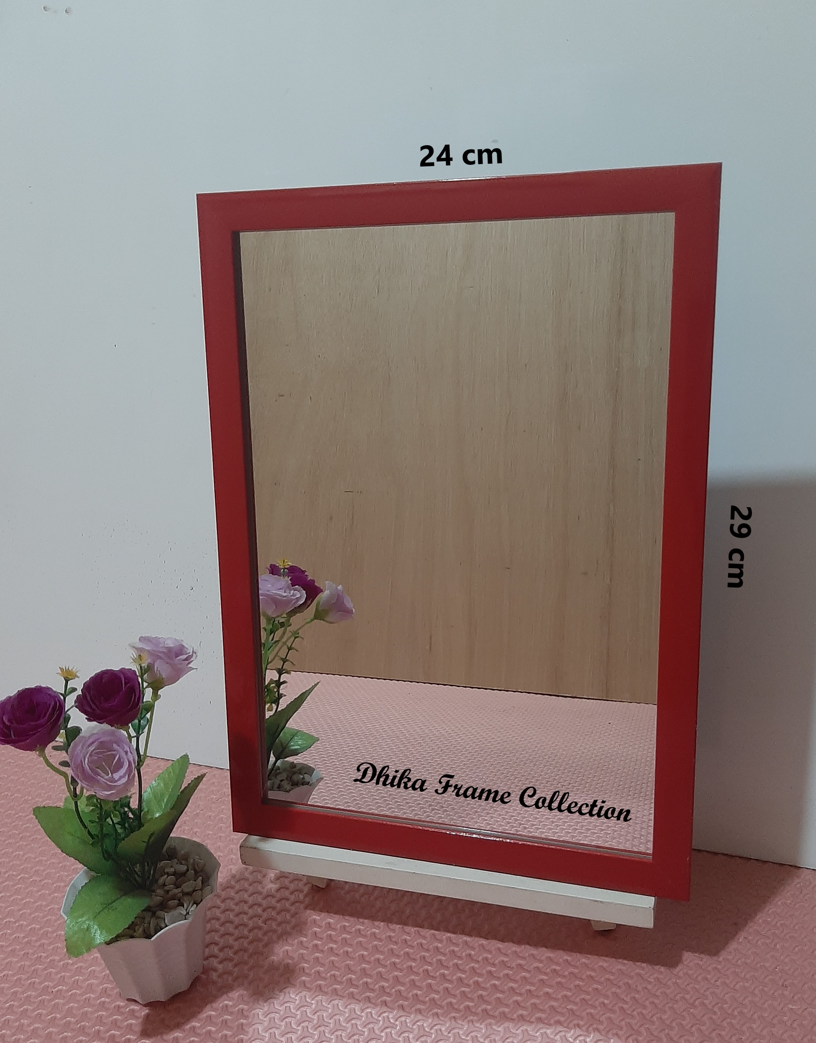 Cermin dinding gantung ukuran 29x24 cm