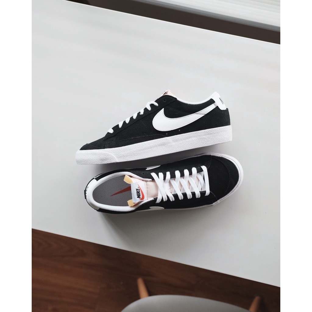 black nike blazer low