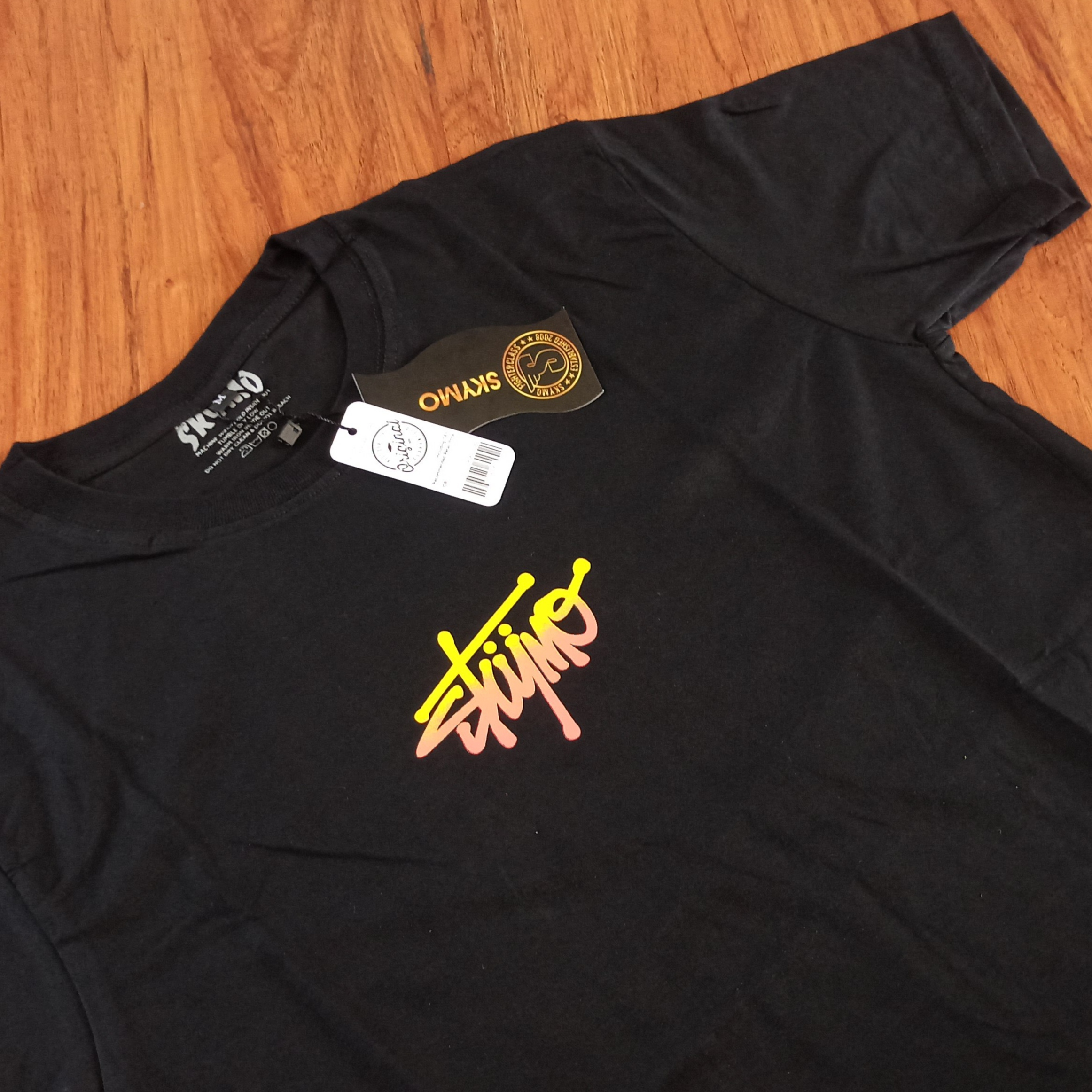 SS SKYMO APPAREL A102 FREE STIKER ss skymo apparel a102 free stiker