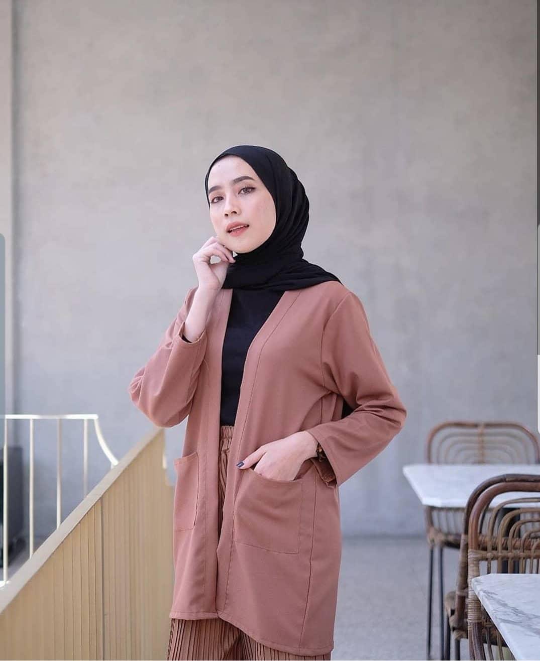 Baju Muslim Original AMELIA OUTER Moscrepe (Hanya Luaran) Cardi Modern 2019 Luaran Casual Outher Remaja Terbaru Pakaian Wanita Kekinian Atasan Muslim Hijab Outher Fashion Hangat Murah Model Terbaru