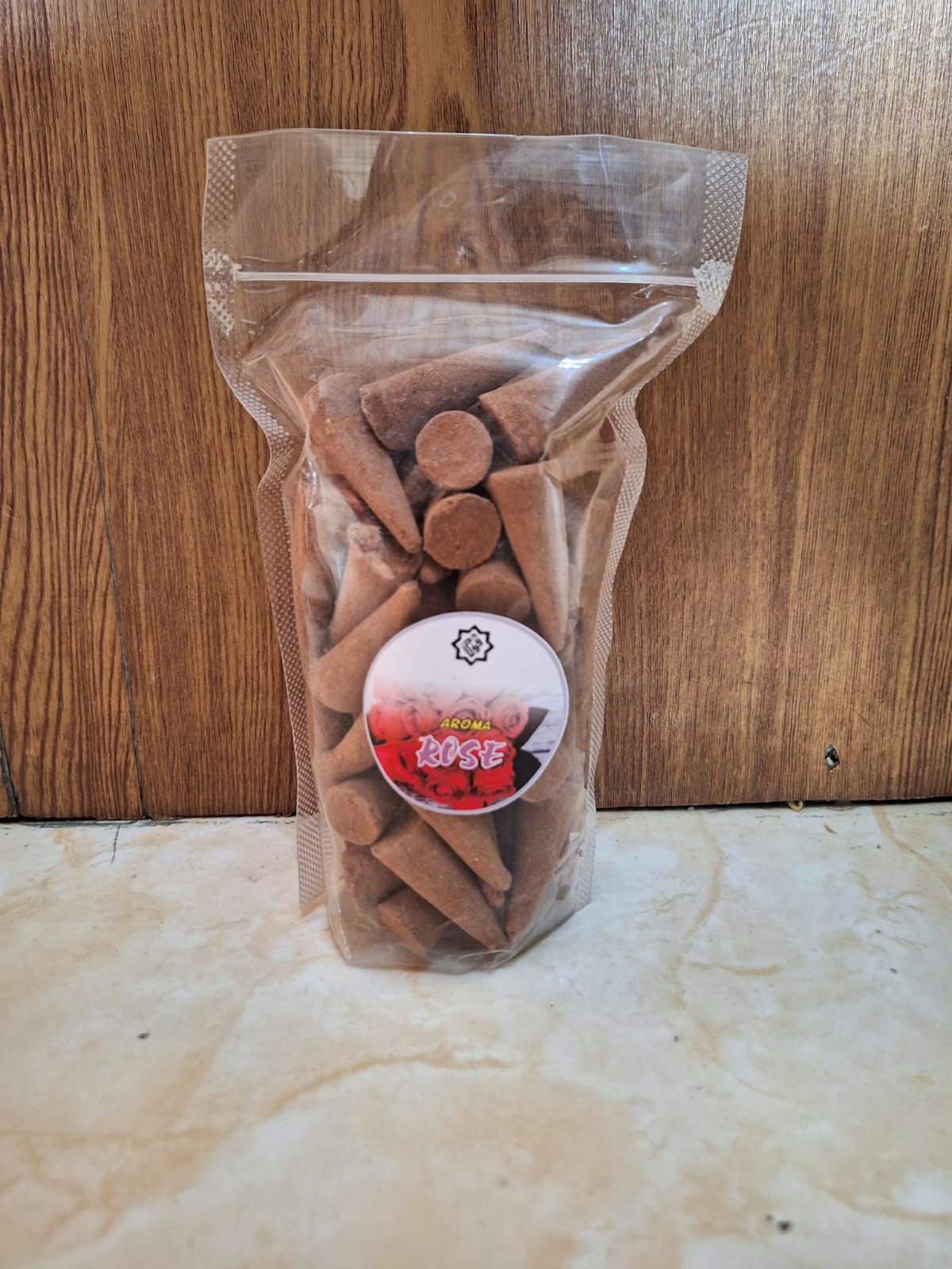 Buhur kerucut isi 50 Buhur kerucut aroma gaharu Buhur Kerucut buhur kerucut wangi tahan lama Buhur kerucut isi 25
