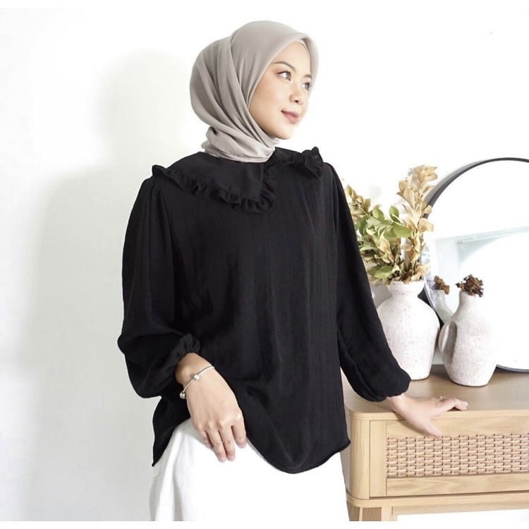 Baju Muslim Modern DEWI TOP BLOUSE HS LINEN CRINKLE LD 106 CM PB 64 CM Atasan Wanita Terbaru 2021 Kekinian Blouse Atasan Wanita Polos Terbaru Atasan Kemeja Wanita Blus Atasan Wanita Korean Style Dewasa Murah BEST SELLER