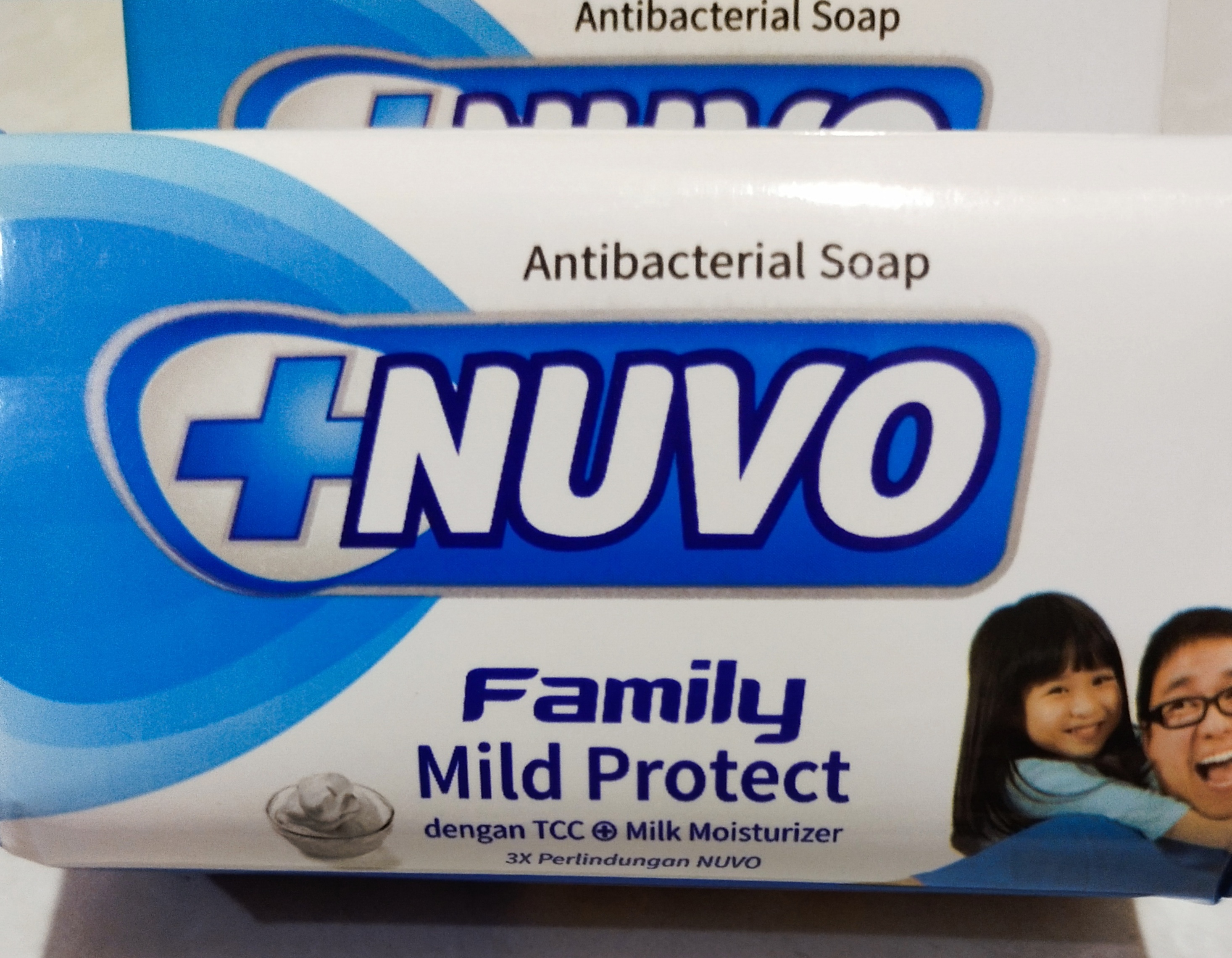 Paket hemat isi 5 dan 10 sabun batang Nuvo family 72gr. Isi 5 dan 10 x 72 gr sabun batang Nuvo te...