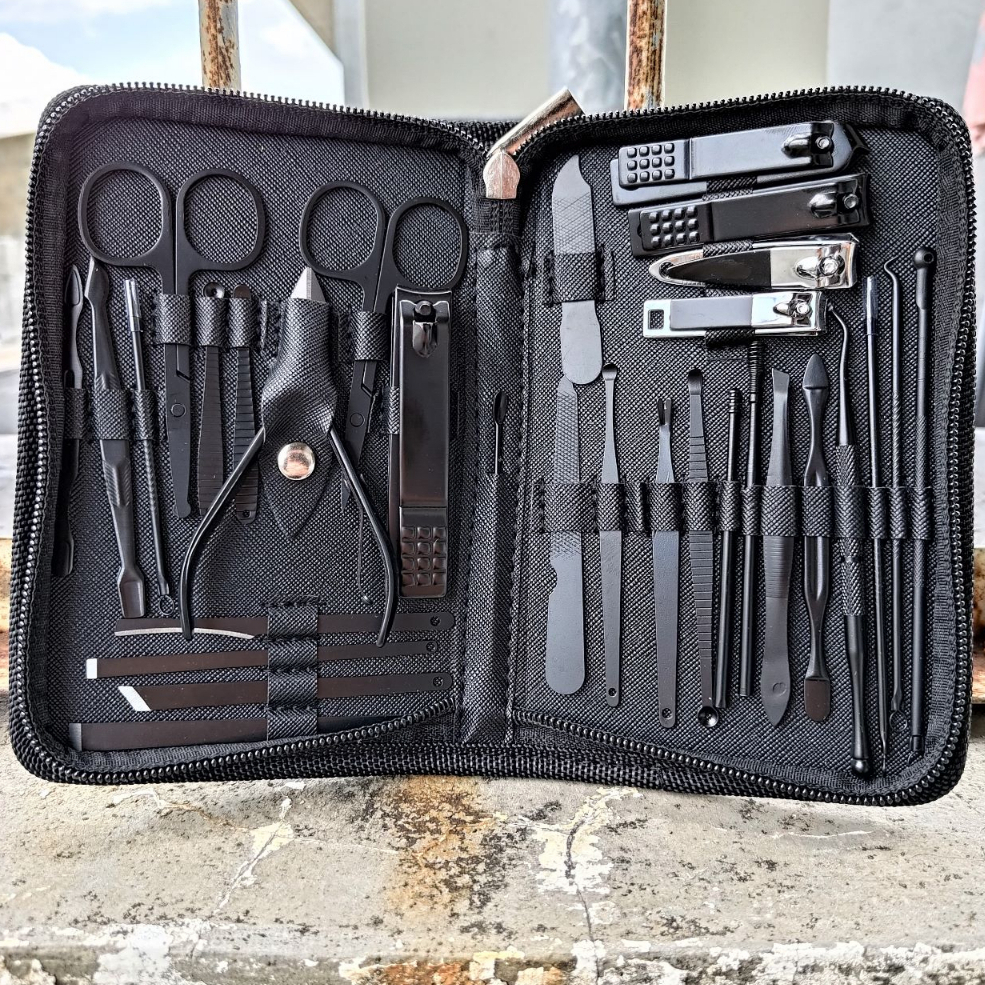 MANICURE - Gunting Kuku Set 16 in 1 Manicure Set 16 in 1 Gunting/Perawatan Kuku