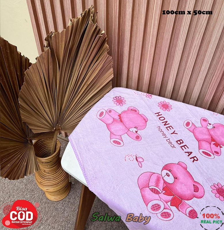 Salwa Baby - Handuk Bayi Karakter Lembut dan Tebal Ukuran 100cm x 50cm Super Tebal