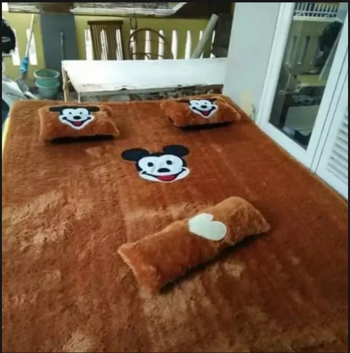 SURPET BERBULU MOTIF KARAKTER BANTAL 3 TERLARIS MURAH MERIAH// KARPET LANTAI// TREND// KASUR BULU LANTAI// KASUR BULU BANTAL 3// SURPET MURAH// SURPET TERLARIS// SURPET TERKINI// SURPET BULU VIRAL