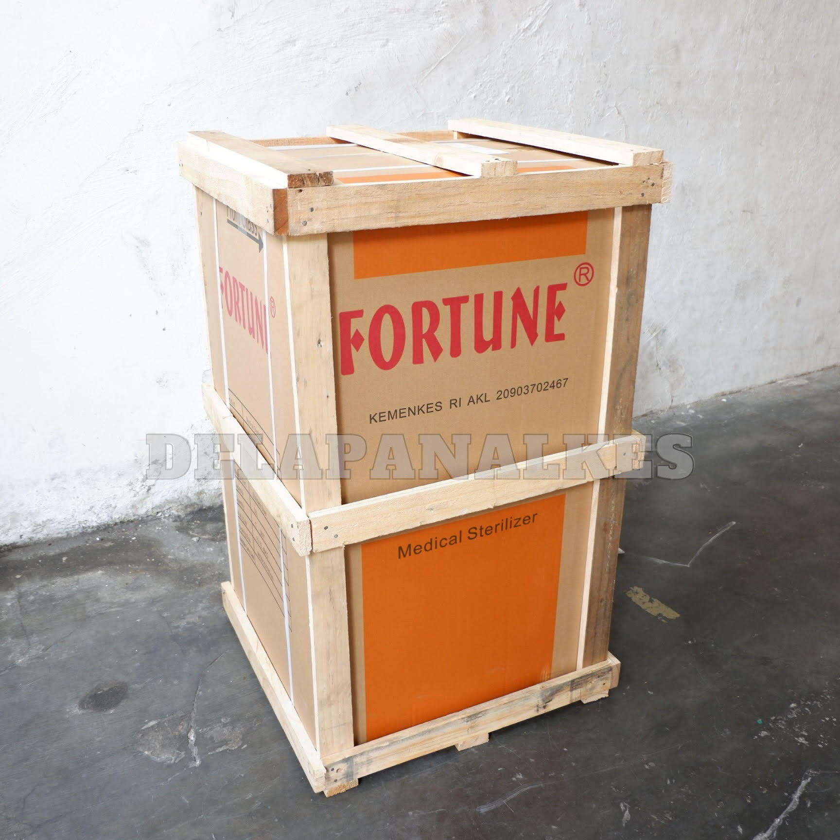 Fortune Sterilisator Medical Sterilizer Kering 2 Pintu 78 Liter Ozon UV Sterilisasi ZTP78E