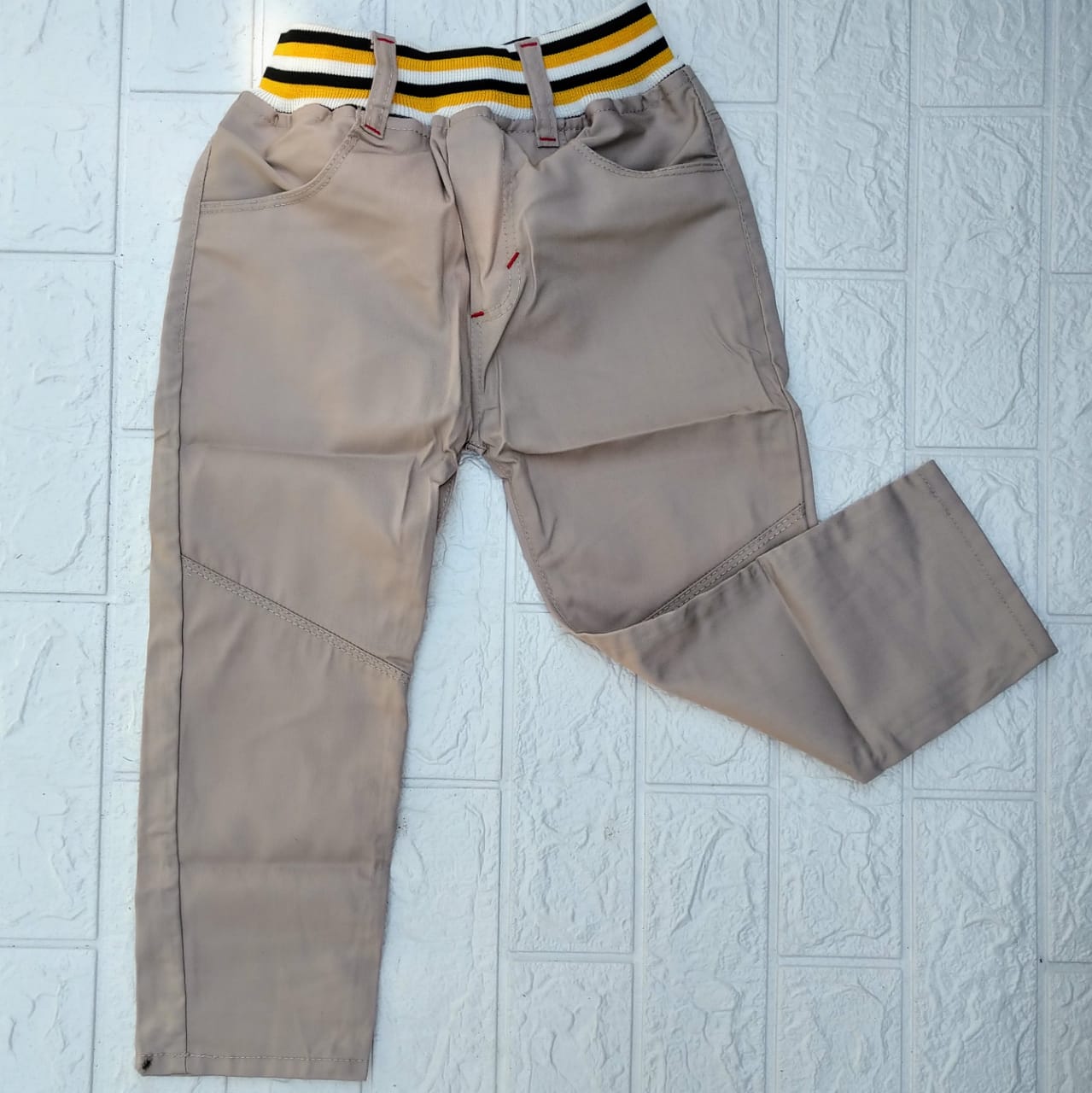 CHINO ANAK NOEMI RIB SALUR (4-7 thn) chino anak noemi rib salur (4-7 thn)