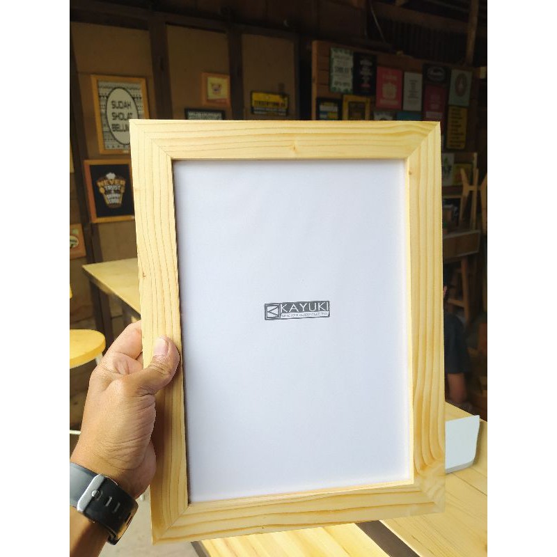 BINGKAI FRAME FOTO 5R 6R 10R A4 / BINGKAI WISUDA Bingkai Foto Wisuda / Cetak Foto Plus Bingkai