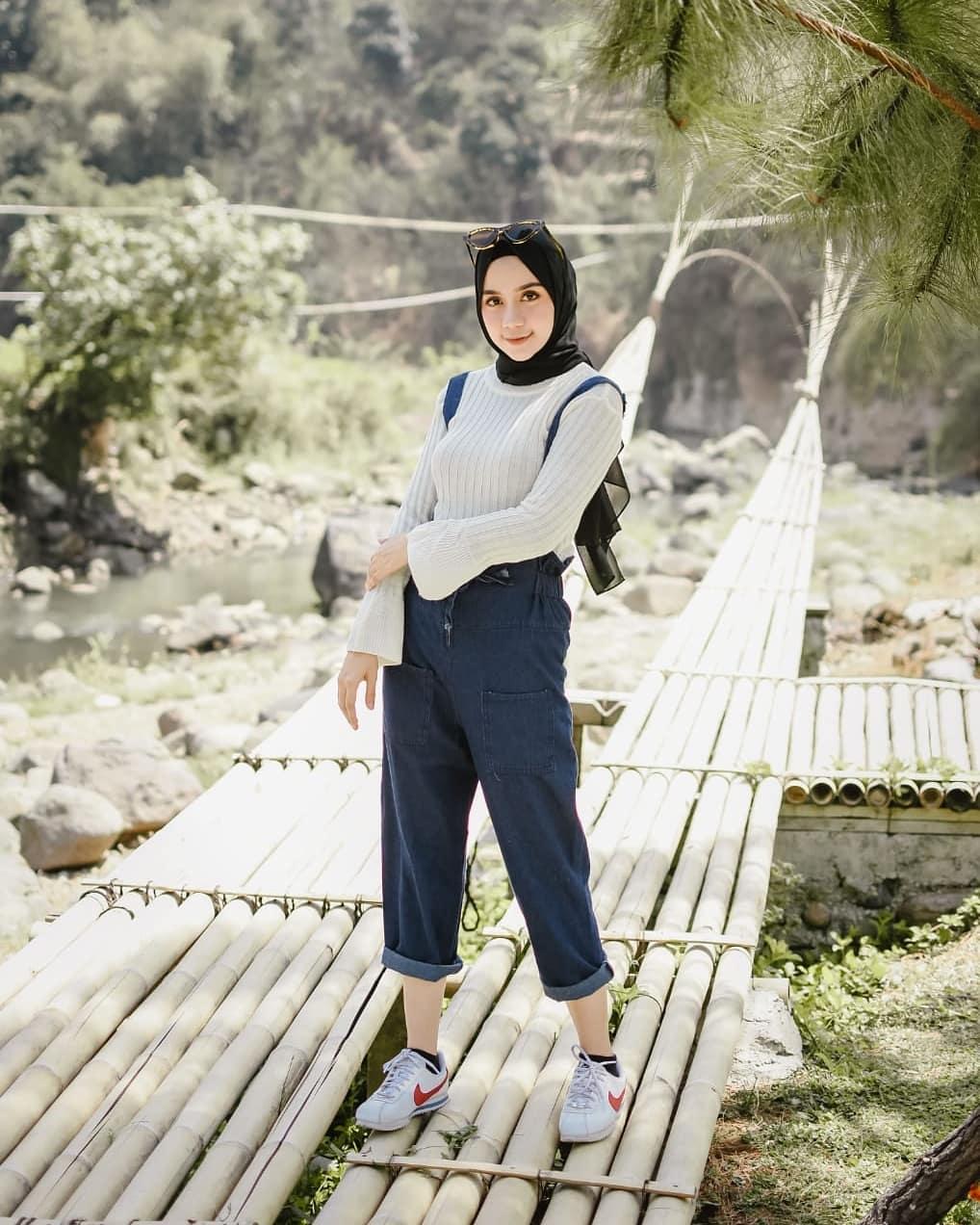 Baju Muslim Modern MISCA OVERALL Jeans Wash Baju Wanita Jumpsuit Casual Pakaian Modern Baju Kerja Hijab Modern Terbaru Overall Kekinian Baju Kodok Baju Terusan Muslimah Jumpsuit Lucu Overall Keren Kekinian 2019