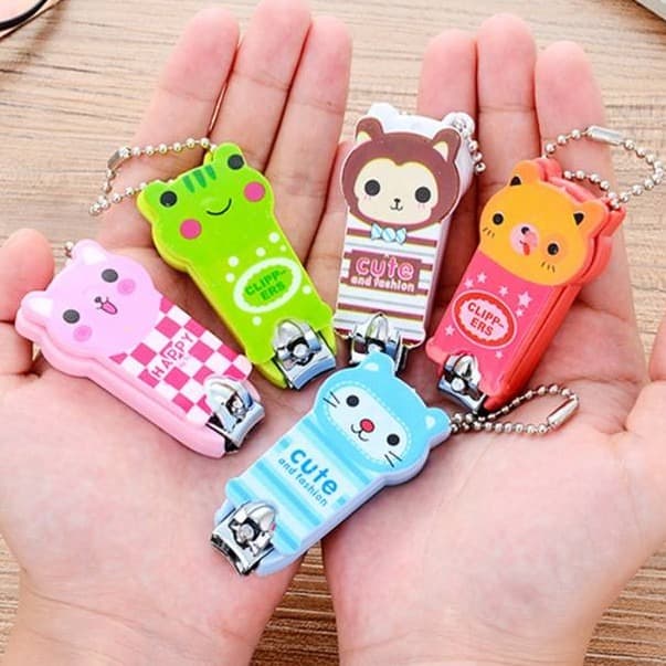 Gunting Kuku Karakter Lucu / Nail Clippers Ukuran Kecil Souvenir Ready RANDOM Bisa Bayar di Tempat COD gunting kuku karakter lucu / nail clippers ukuran kecil souvenir ready random bisa bayar tempat cod