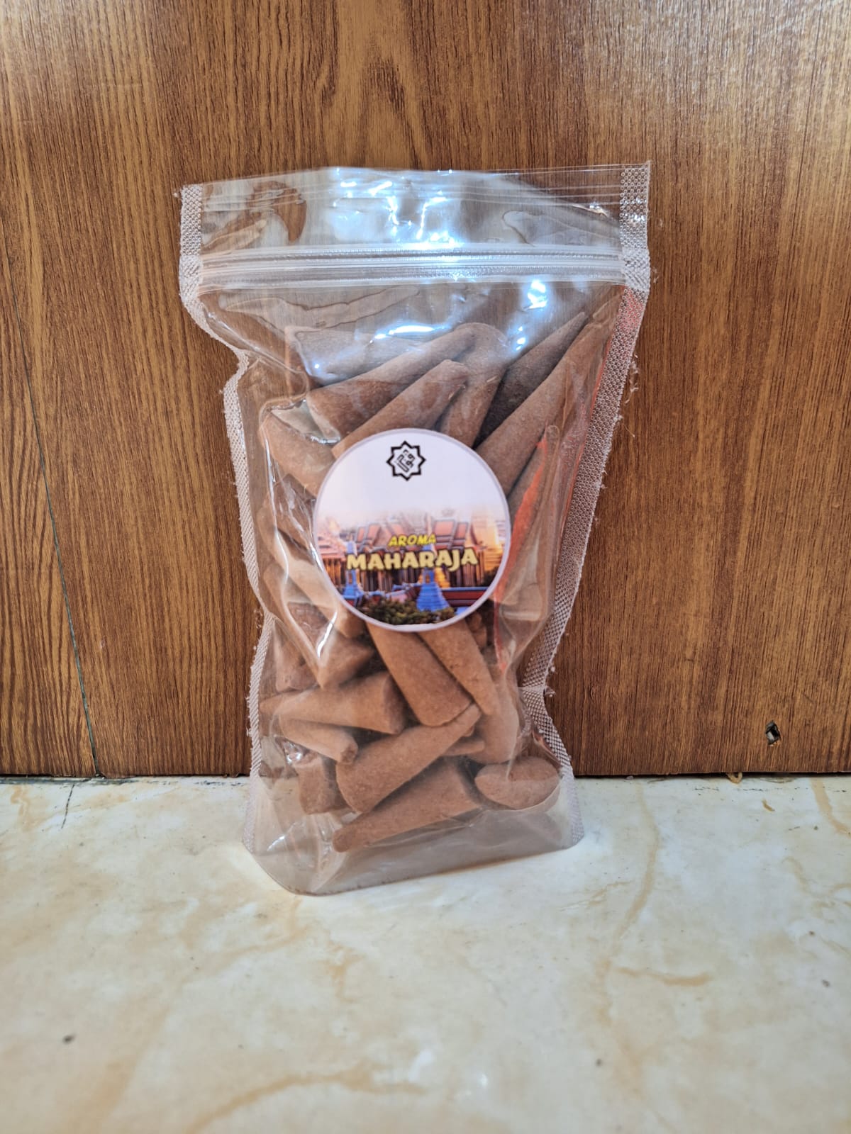 Buhur kerucut isi 50 Buhur kerucut aroma gaharu Buhur Kerucut buhur kerucut wangi tahan lama Buhur kerucut isi 25