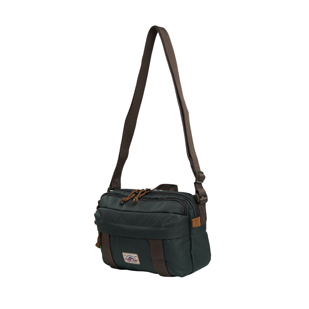 SEAWAY POUCH LANDSCAPE 1A