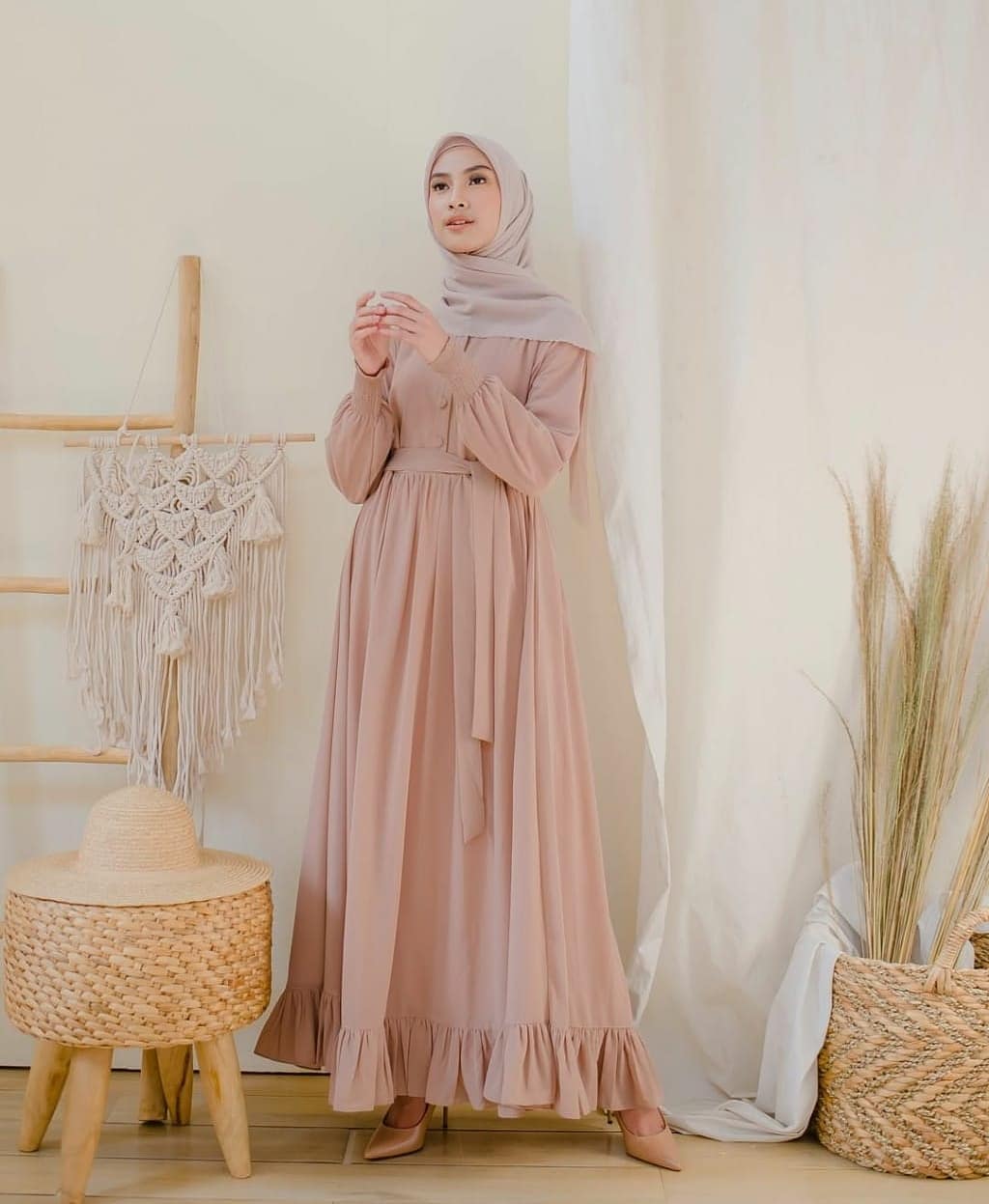 Baju Muslim Modern Gamis MARWAH DRESS BL Bahan Moscrepe Baju Gamis Terusan Wanita Paling Laris Dan Trendy Baju Panjang Polos Muslim Dress Pesta Terbaru Maxi Muslimah Termurah Pakaian Modis Simple Casual Terbaru 2019