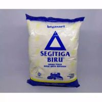 Tepung terigu segitiga biru 1 kg ekonomis