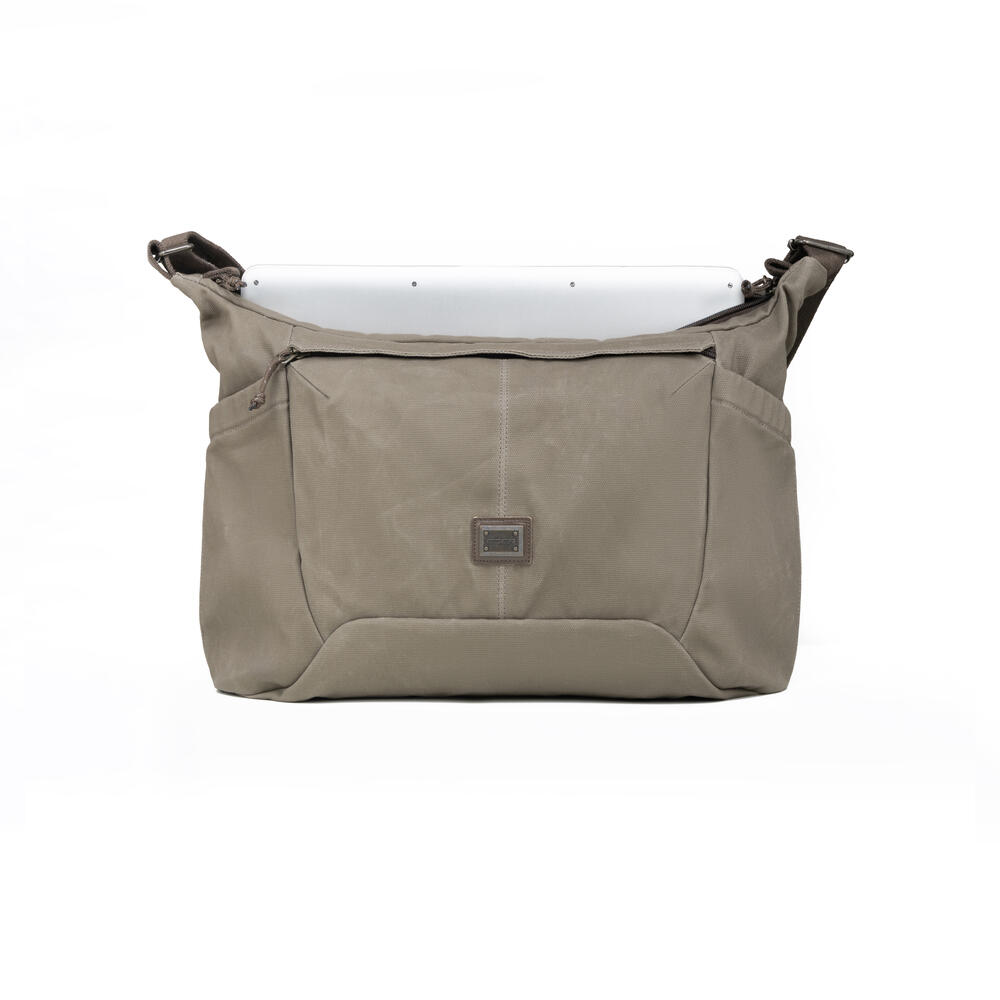 910011592 PYONIRE LP MESSENGER 15L
