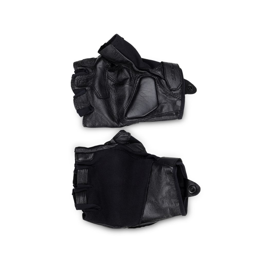 [BERTINGKAT] HALF CHARGE GLOVES