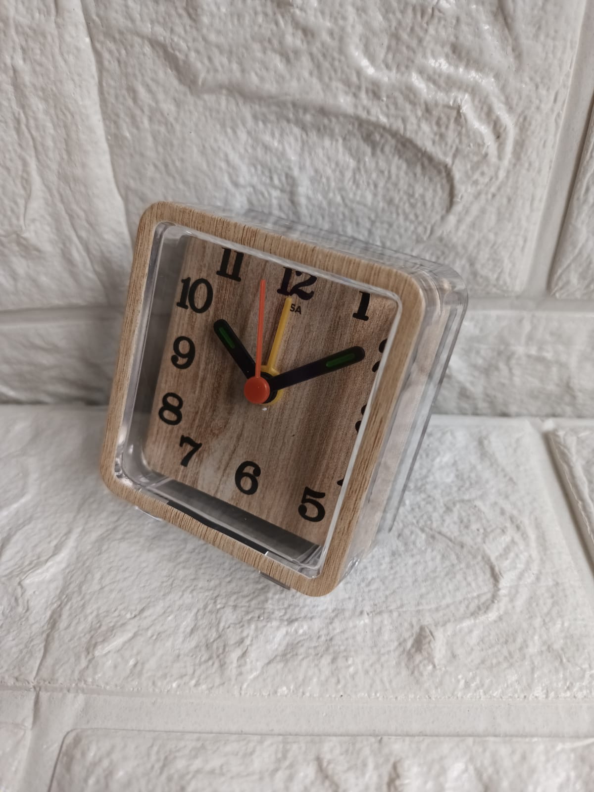 jam weker / jam beker / jam alarm / jam alarm 8013