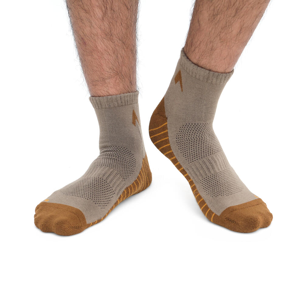 910004595 TIBETAN SOCKS - TAN