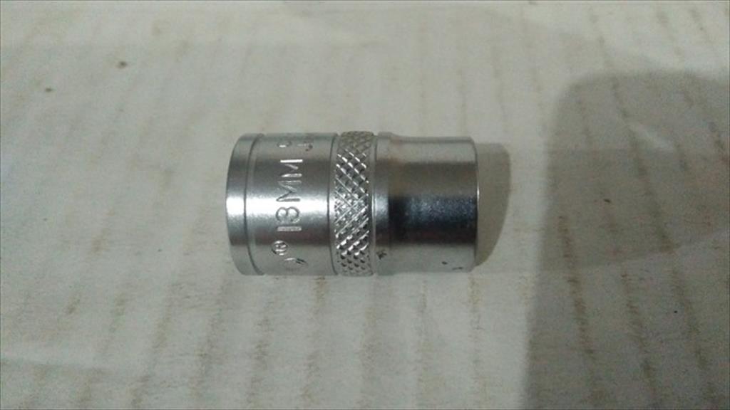 Ổ Cắm Sok Khóa Mắt 3/8 "13Mm 12PT Tekiro Chính Hãng