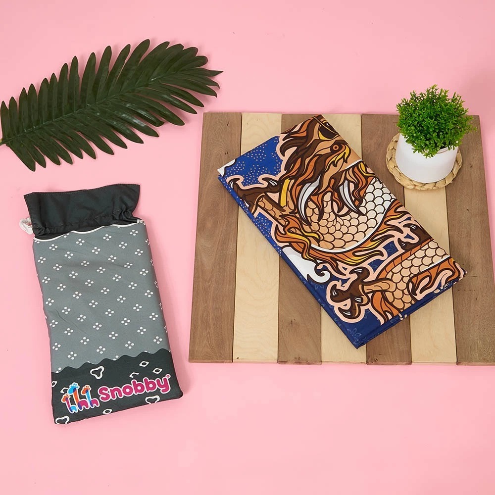 Snobby Gendongan Bayi Kain Jarik Motif