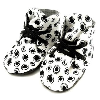 harga sepatu bayi