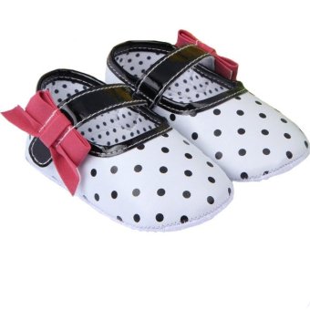 harga sepatu bayi