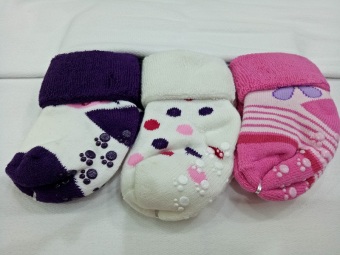 harga kaos kaki bayi