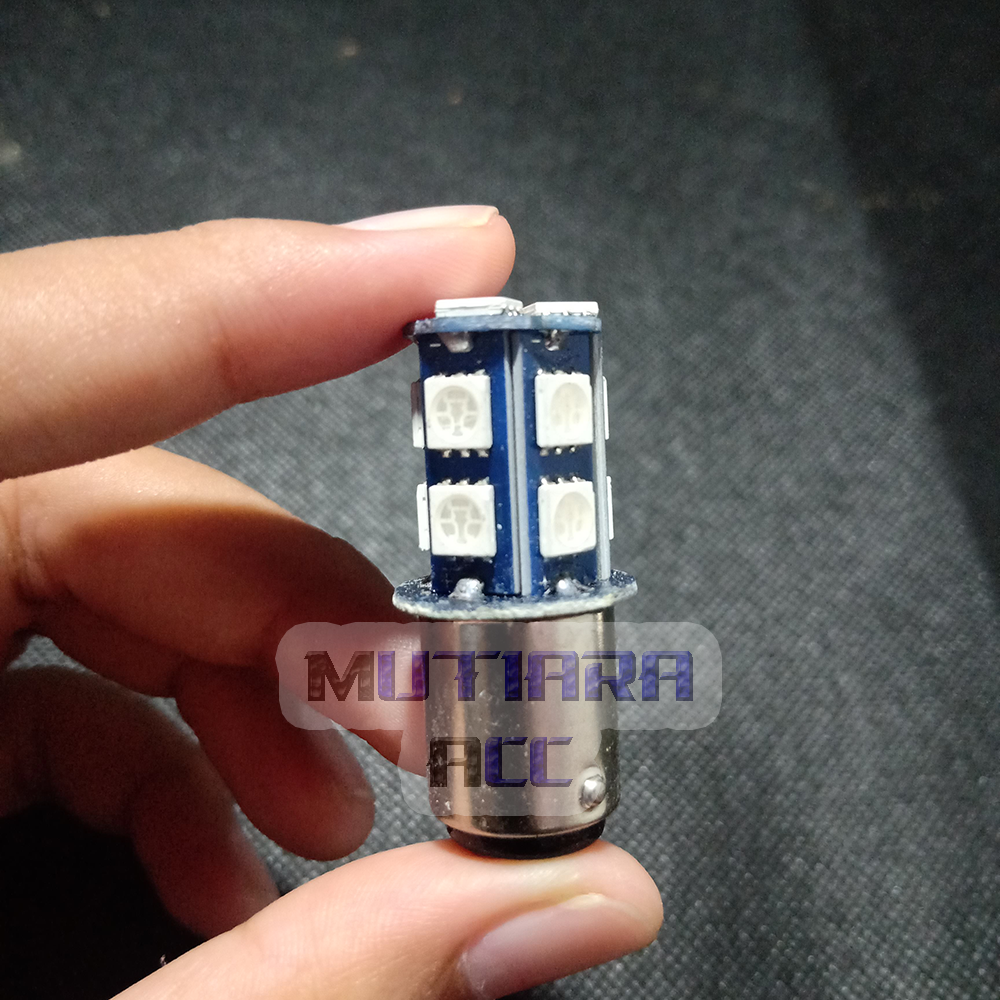 STOP LAMP TRUK DAN BUS BOHLAM LED 24 VOLT 2 KAKI SOCKET 