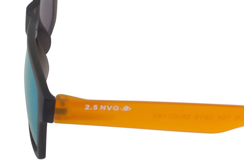 SUN 104 0816_left_800x550_Zoom.jpg