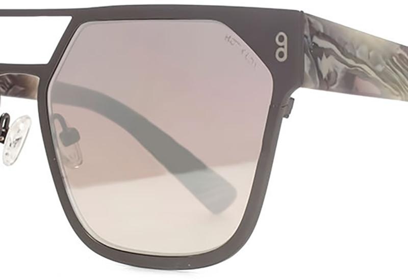 Q26HK018-GUN temple_zoom.jpg